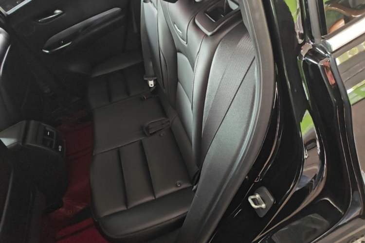 Used Cadillac XT4 2021 28T Two-Wheel Drive Leading Version Left Rear Seat