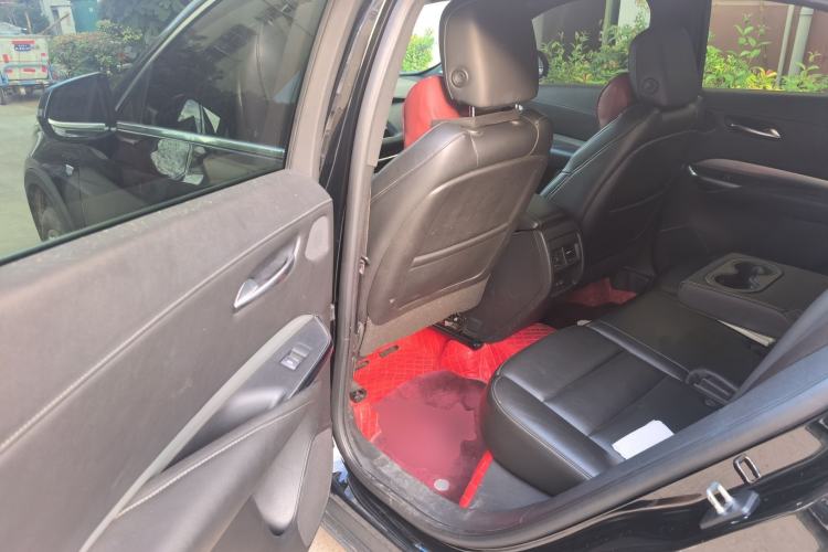Used Cadillac XT4 2021 28T Two-Wheel Drive Leading Version Left Rear Seat