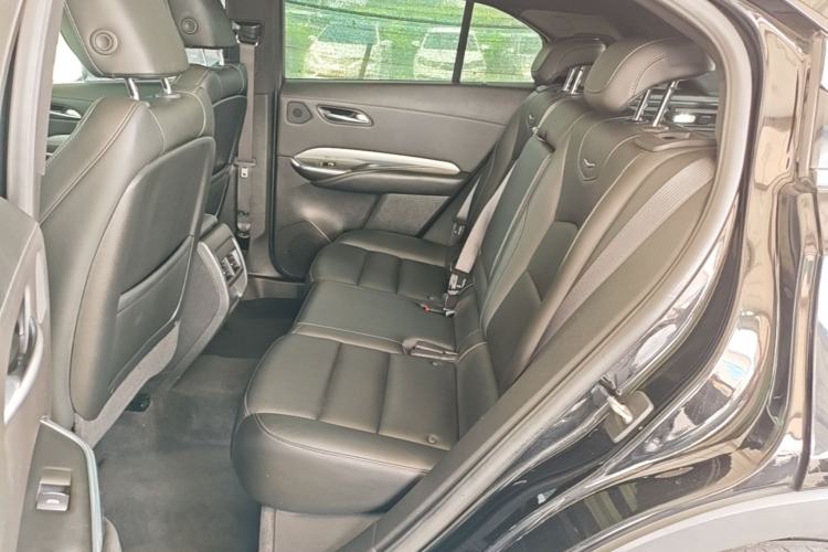 Used Cadillac XT4 2021 28T Two-Wheel Drive Leading Version Left Rear Seat