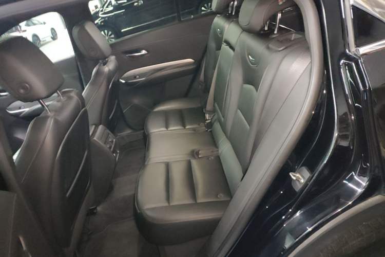 Used Cadillac XT4 2021 28T Two-Wheel Drive Luxury Version Left Rear Seat