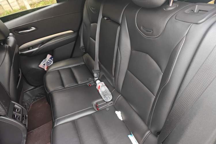 Used Cadillac XT4 2021 28T Two-Wheel Drive Leading Version Left Rear Seat