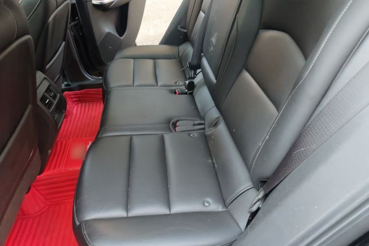 Used Cadillac XT4 2021 28T Two-Wheel Drive Luxury Version Left Rear Seat
