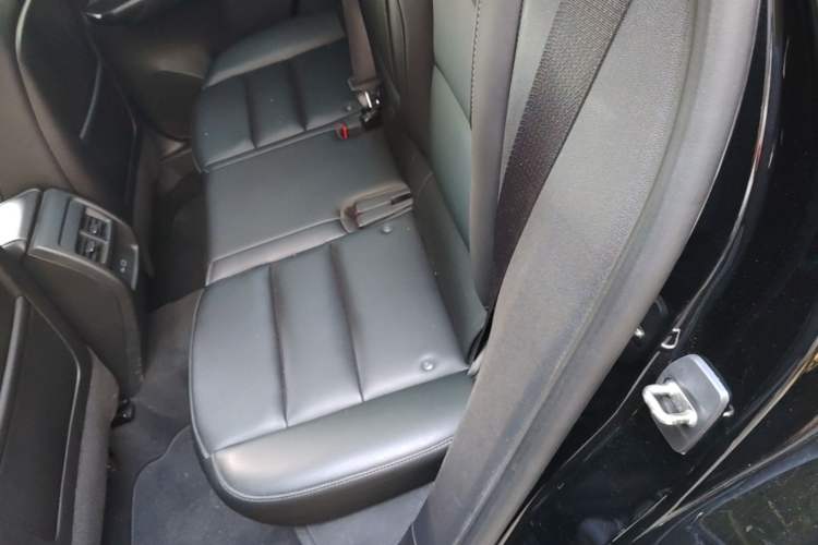 Used Cadillac XT4 2021 28T Two-Wheel Drive Leading Version Left Rear Seat