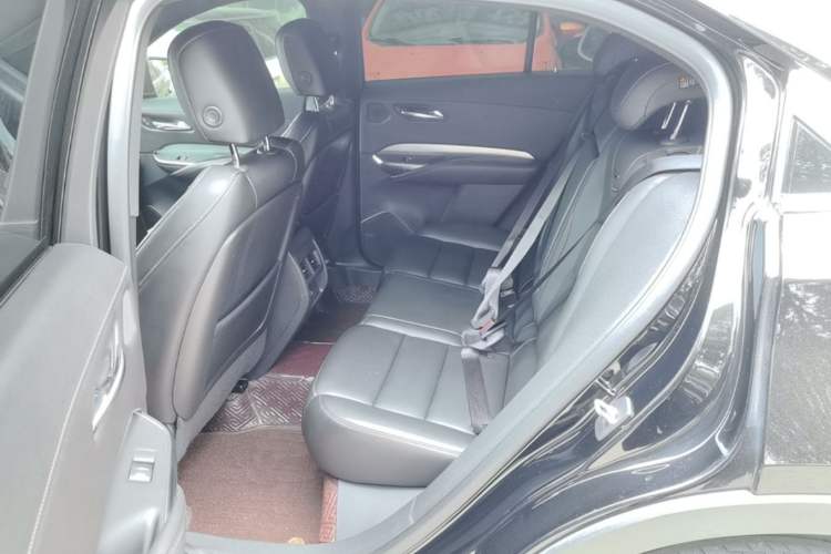 Used Cadillac XT4 2021 28T Two-Wheel Drive Leading Version Left Rear Seat