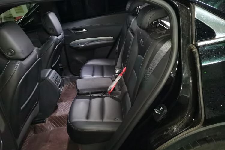 Used Cadillac XT4 2021 28T Two-Wheel Drive Leading Version Left Rear Seat