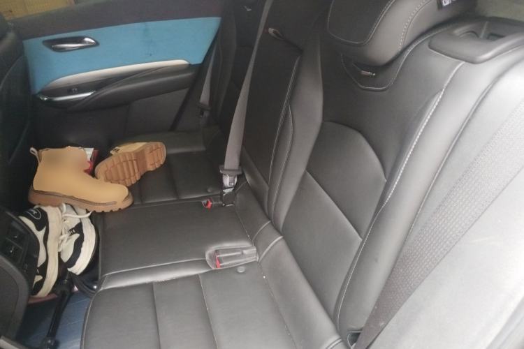 Used Cadillac XT4 2021 28T Two-Wheel Drive Luxury Version Left Rear Seat