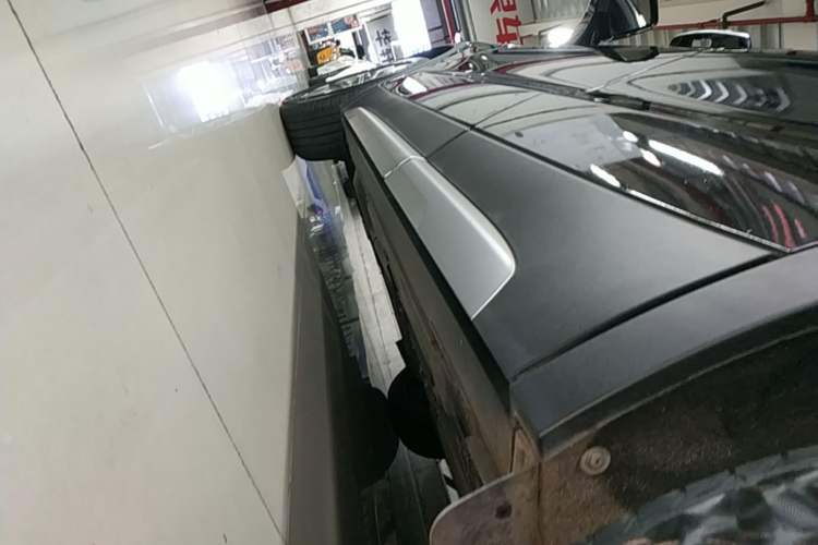 Used Cadillac XT4 2021 28T Two-Wheel Drive Leading Version Left Side Sill