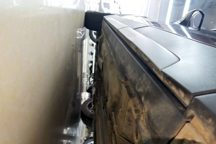 Used Cadillac XT4 2021 28T Two-Wheel Drive Leading Version Left Side Sill