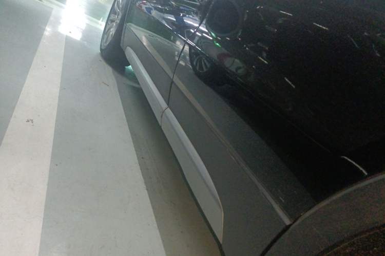 Used Cadillac XT4 2021 28T Two-Wheel Drive Leading Version Left Side Sill