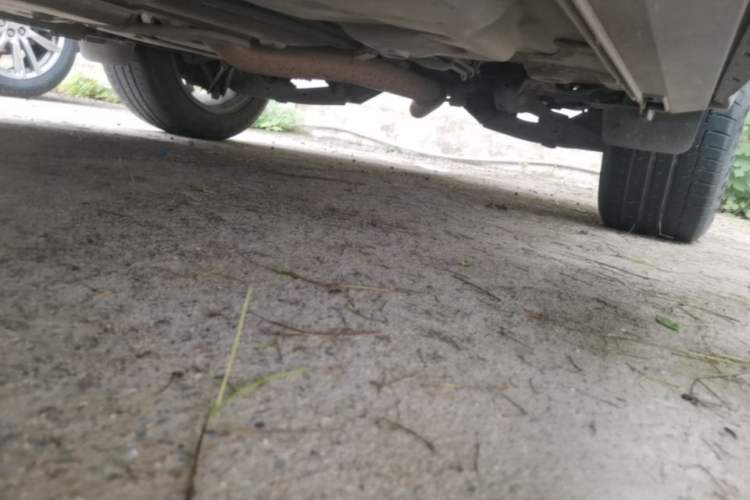 Used Cadillac XT4 2021 28T Two-Wheel Drive Tech Edition Left Side Sill