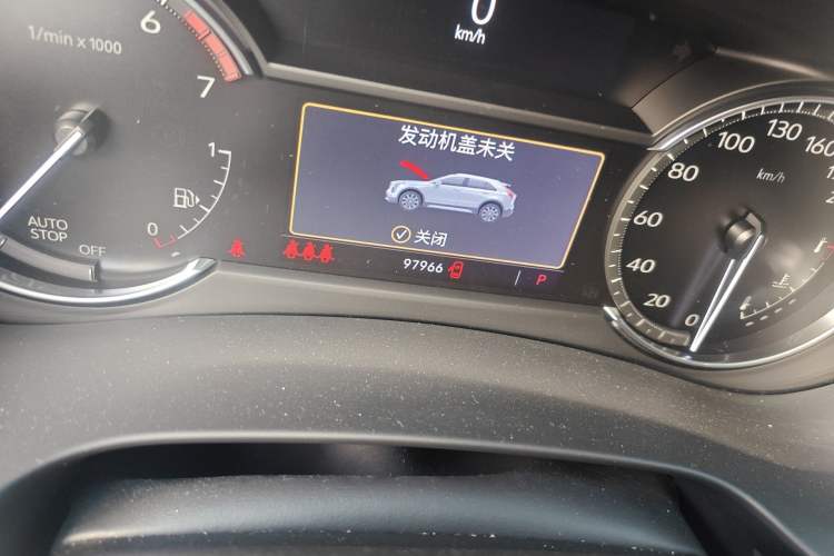 Used Cadillac XT4 2021 28T Two-Wheel Drive Luxury Version Odometer Close Up