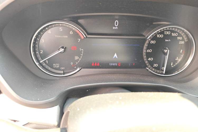 Used Cadillac XT4 2021 28T Two-Wheel Drive Leading Version Odometer Close Up