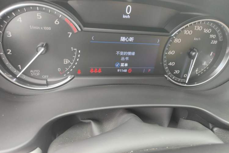 Used Cadillac XT4 2021 28T Two-Wheel Drive Luxury Version Odometer Close Up