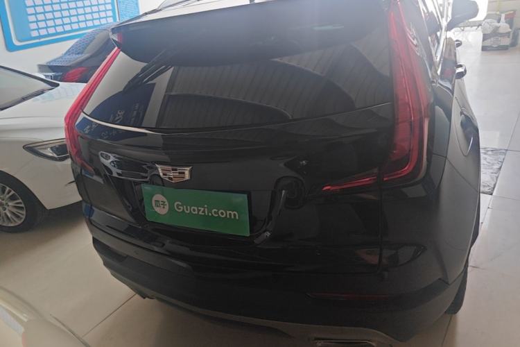 Used Cadillac XT4 2021 28T Two-Wheel Drive Luxury Version Rear