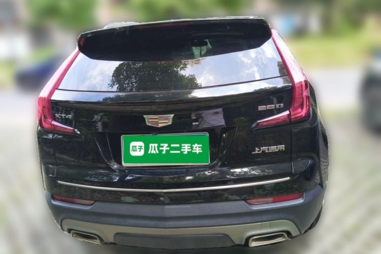 Used Cadillac XT4 2021 28T Two-Wheel Drive Luxury Version Rear