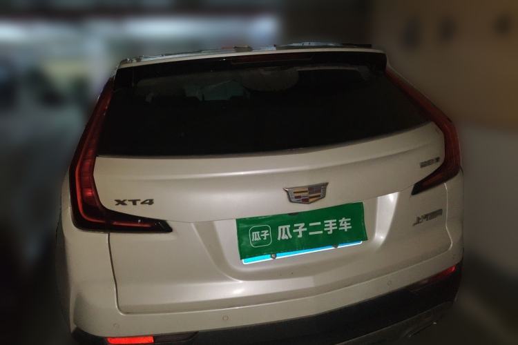 Used Cadillac XT4 2021 28T Two-Wheel Drive Luxury Version Rear