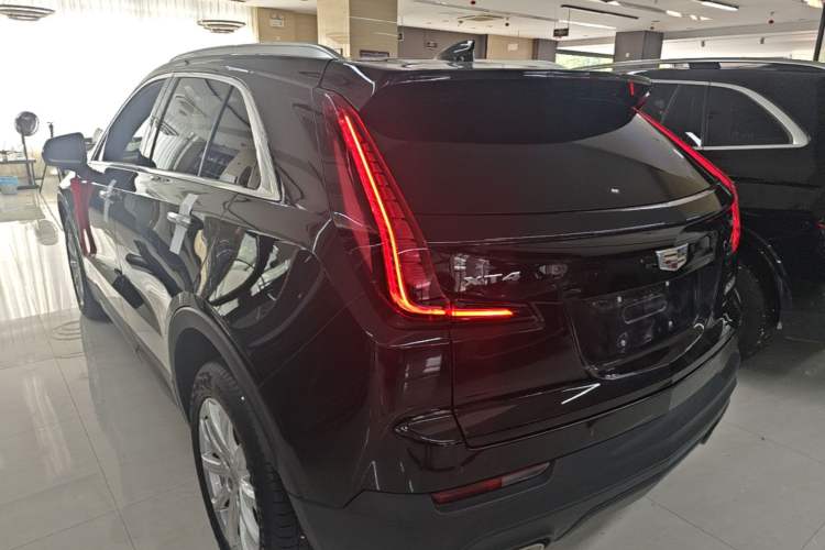 Used Cadillac XT4 2021 28T Two-Wheel Drive Tech Edition Rear Left 45 Deg
