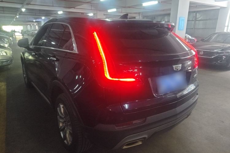 Used Cadillac XT4 2021 28T Two-Wheel Drive Luxury Version Rear Left 45 Deg