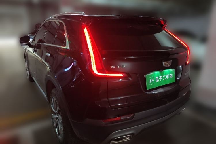 Used Cadillac XT4 2021 28T Two-Wheel Drive Luxury Version Rear Left 45 Deg
