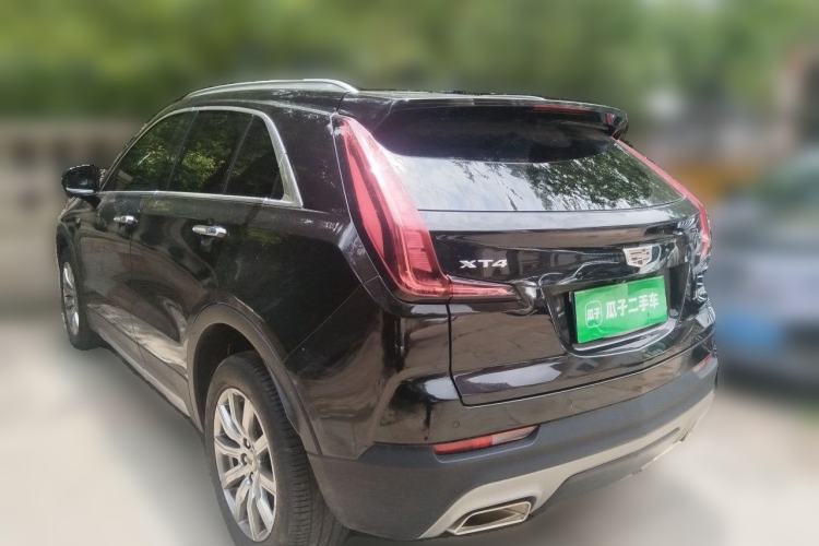 Used Cadillac XT4 2021 28T Two-Wheel Drive Luxury Version Rear Left 45 Deg