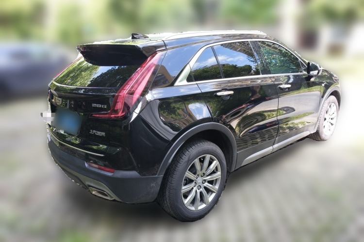 Used Cadillac XT4 2021 28T Two-Wheel Drive Luxury Version Rear Right 45 Deg