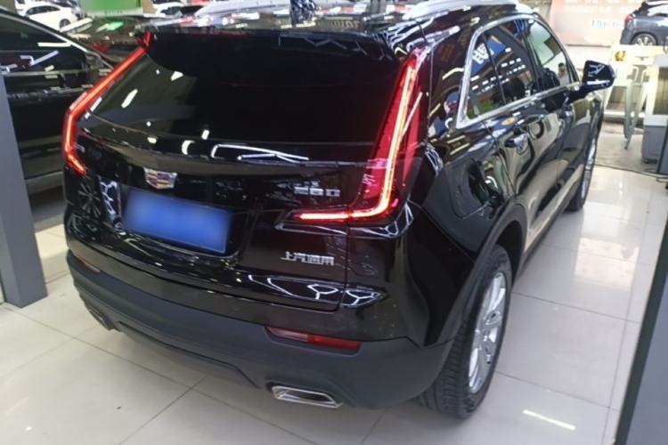 Used Cadillac XT4 2021 28T Two-Wheel Drive Tech Edition Rear Right 45 Deg