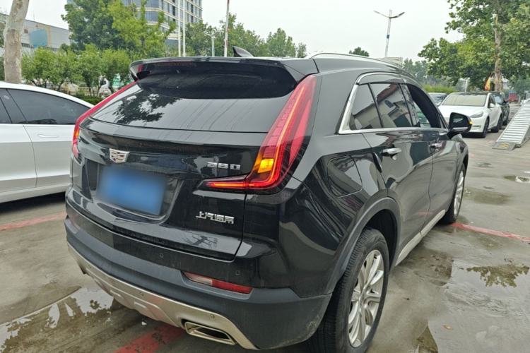 Used Cadillac XT4 2021 28T Two-Wheel Drive Tech Edition Rear Right 45 Deg