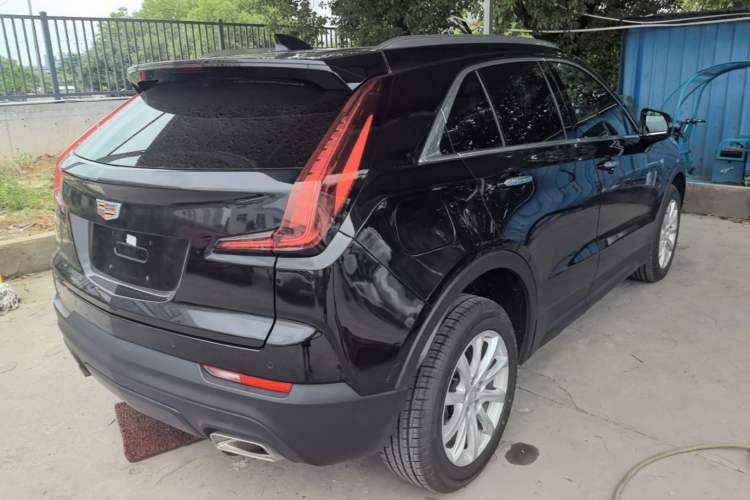 Used Cadillac XT4 2021 28T Two-Wheel Drive Tech Edition Rear Right 45 Deg