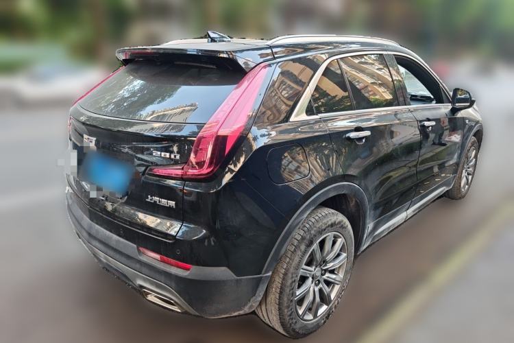 Used Cadillac XT4 2021 28T Two-Wheel Drive Luxury Version Rear Right 45 Deg