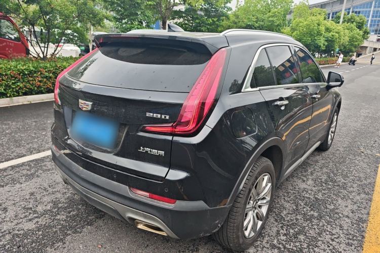 Used Cadillac XT4 2021 28T Two-Wheel Drive Luxury Version Rear Right 45 Deg