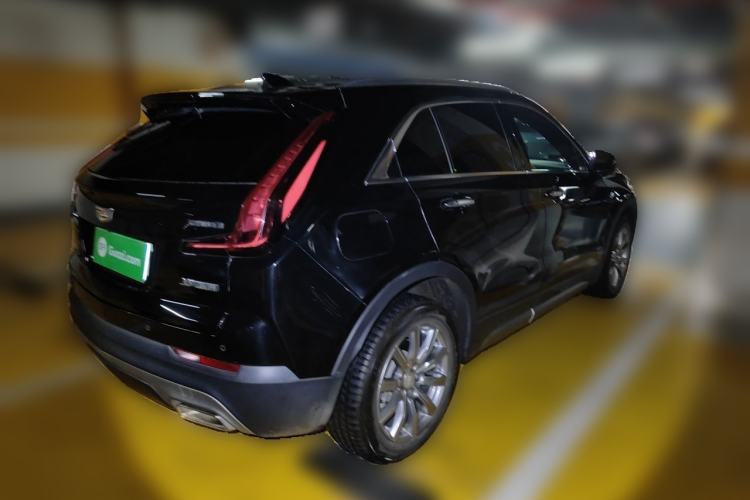Used Cadillac XT4 2021 28T Two-Wheel Drive Luxury Version Rear Right 45 Deg