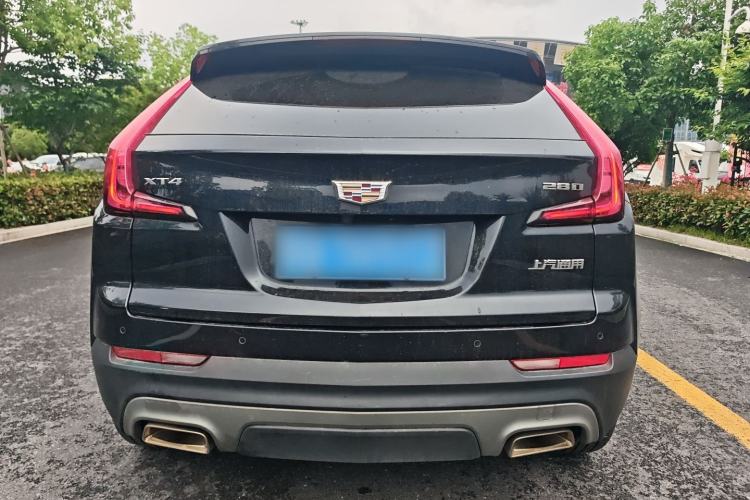 Used Cadillac XT4 2021 28T Two-Wheel Drive Luxury Version Rear