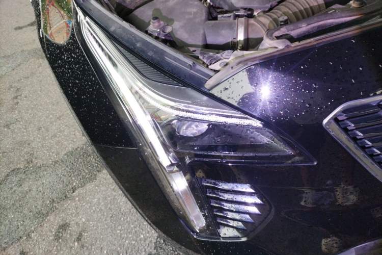Used Cadillac XT4 2021 28T Two-Wheel Drive Tech Edition Right Front Headlight