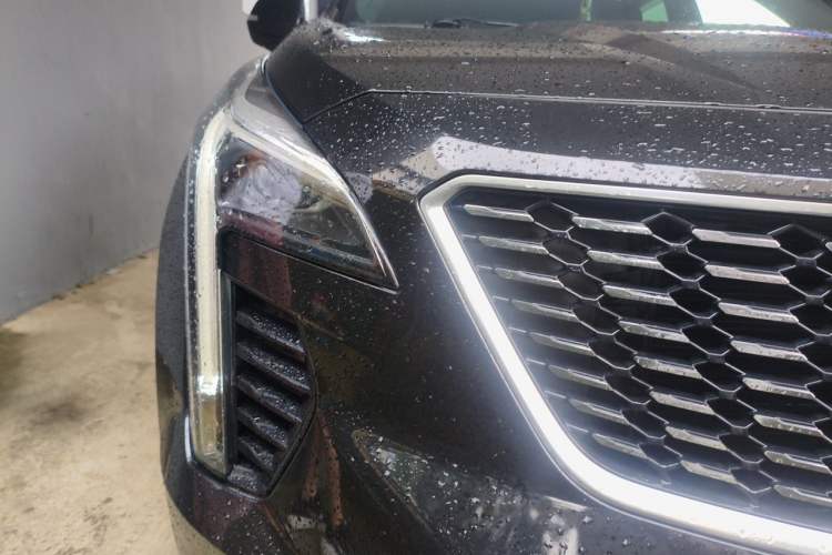 Used Cadillac XT4 2021 28T Two-Wheel Drive Leading Version Right Front Headlight