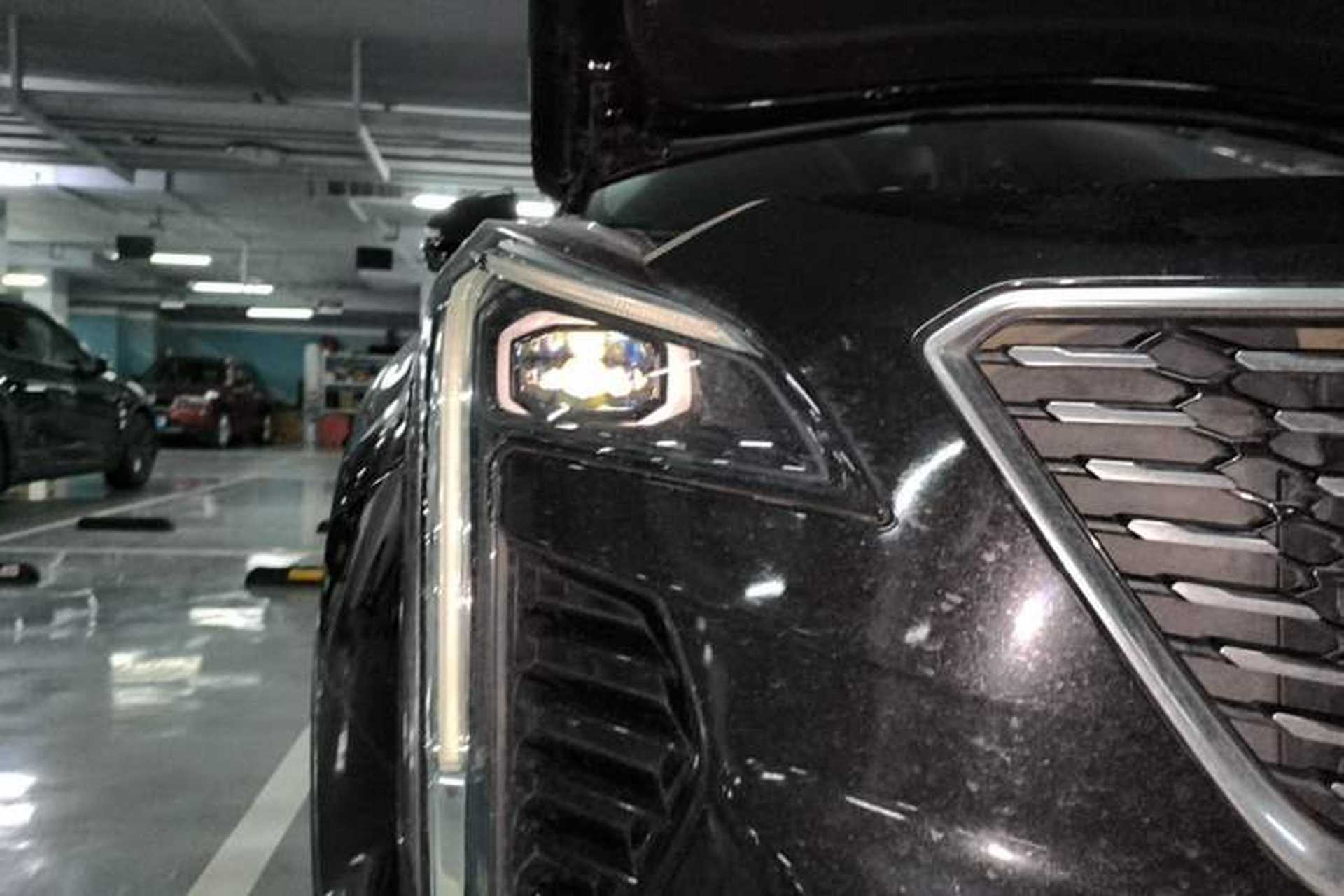 Used Cadillac XT4 2021 28T Two-Wheel Drive Leading Version Right Front Headlight