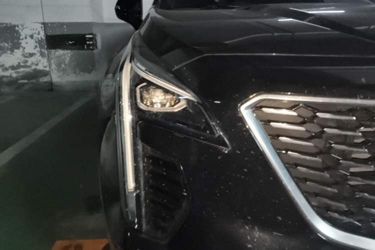 Used Cadillac XT4 2021 28T Four-Wheel-Drive Leading Edition Right Front Headlight
