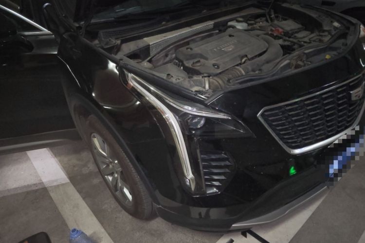 Used Cadillac XT4 2021 28T Two-Wheel Drive Leading Version Right Front Headlight