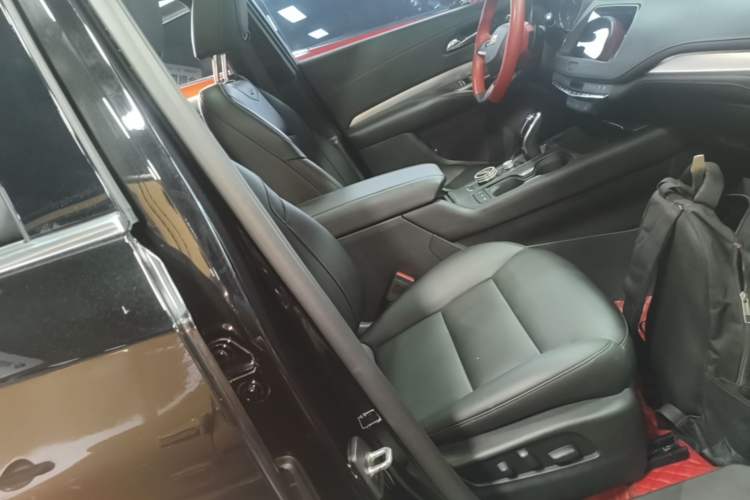 Used Cadillac XT4 2021 28T Two-Wheel Drive Leading Version Right Front Seat