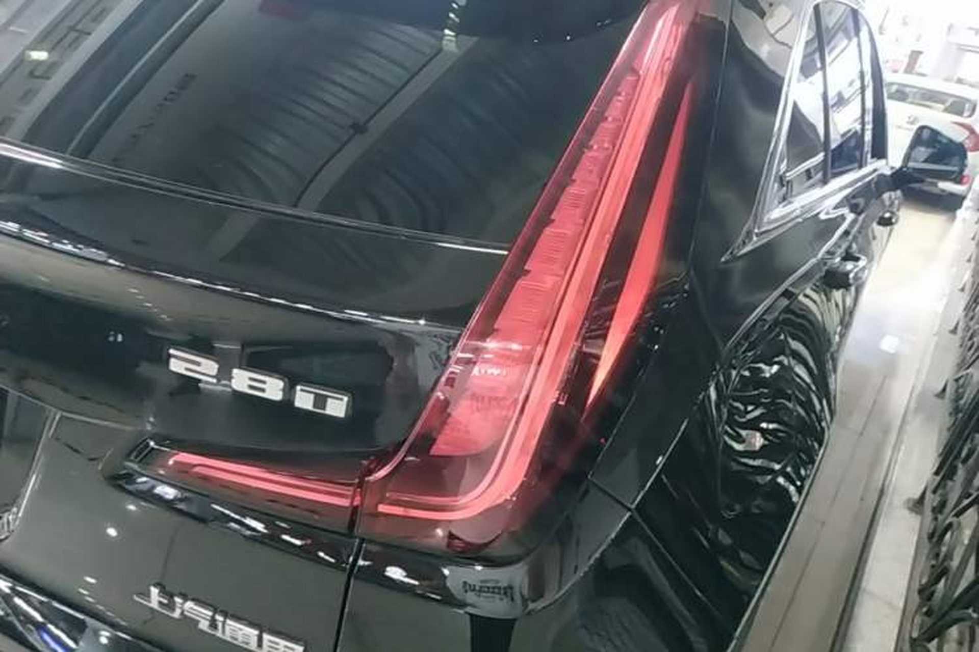 Used Cadillac XT4 2021 28T Two-Wheel Drive Leading Version Right Rear Taillight