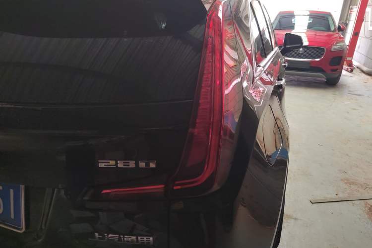Used Cadillac XT4 2021 28T Two-Wheel Drive Tech Edition Right Rear Taillight