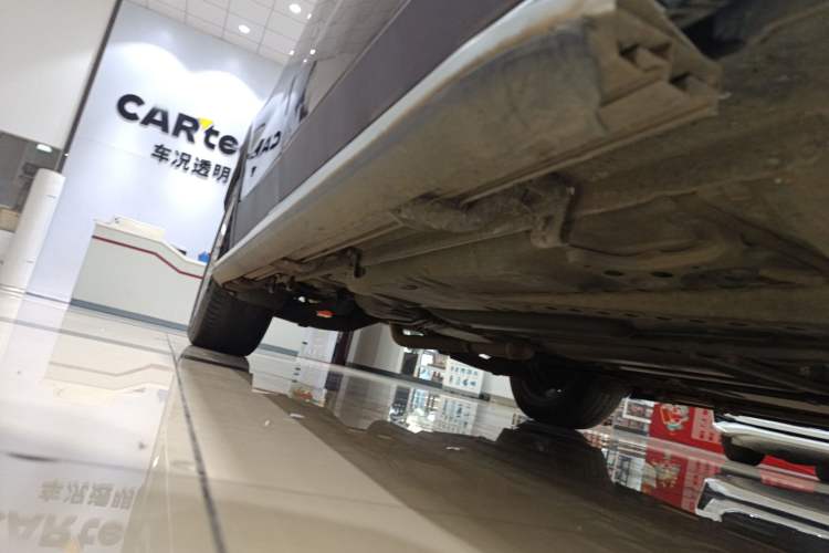 Used Cadillac XT4 2021 28T Two-Wheel Drive Leading Version Right Side Sill