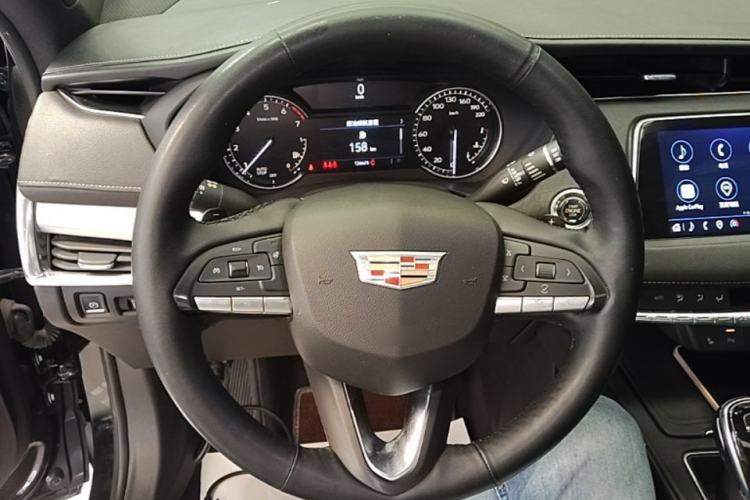 Used Cadillac XT4 2021 28T Two-Wheel Drive Leading Version Steering Wheel