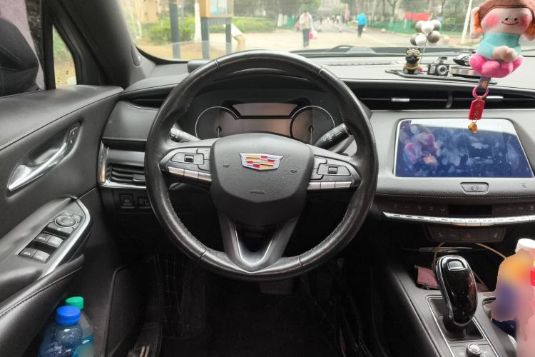Used Cadillac XT4 2021 28T Two-Wheel Drive Leading Version Steering Wheel