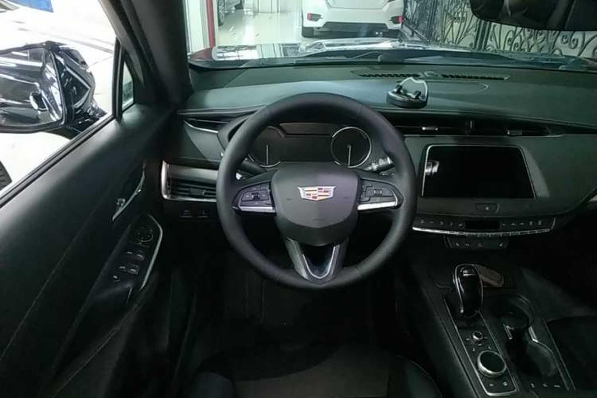 Used Cadillac XT4 2021 28T Two-Wheel Drive Leading Version Steering Wheel