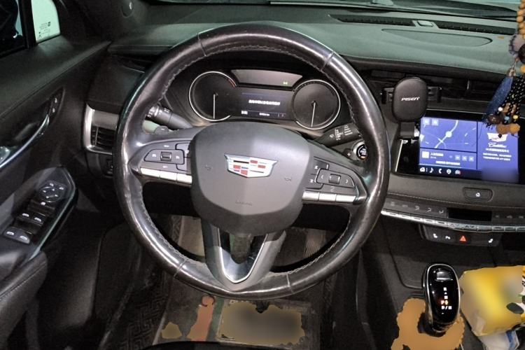 Used Cadillac XT4 2021 28T Two-Wheel Drive Leading Version Steering Wheel