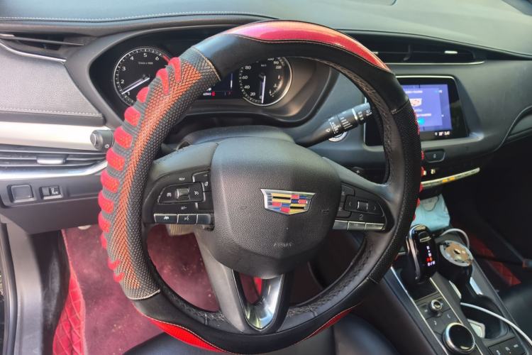 Used Cadillac XT4 2021 28T Two-Wheel Drive Leading Version Steering Wheel