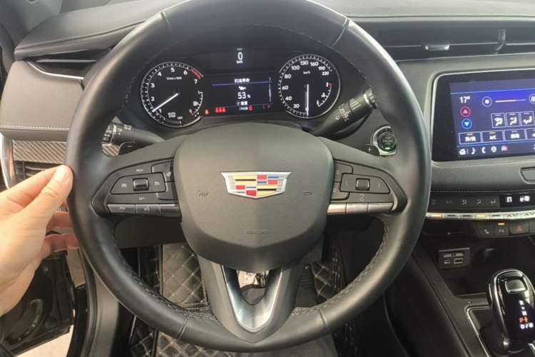 Used Cadillac XT4 2021 28T Two-Wheel Drive Leading Version Steering Wheel