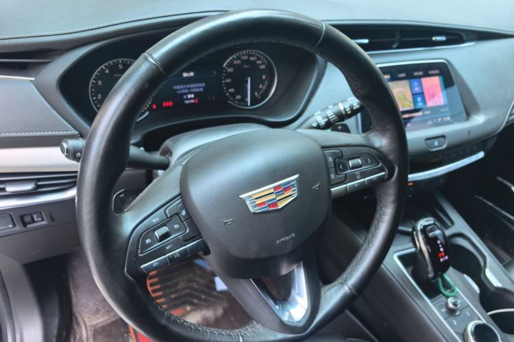 Used Cadillac XT4 2021 28T Two-Wheel Drive Leading Version Steering Wheel