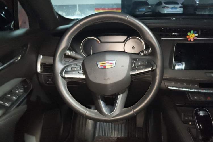 Used Cadillac XT4 2021 28T Four-Wheel-Drive Leading Edition Steering Wheel