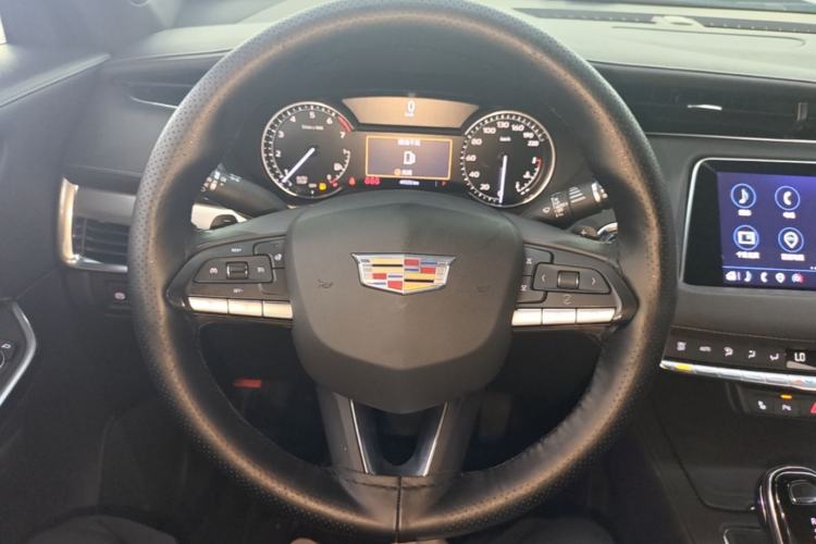 Used Cadillac XT4 2021 28T Two-Wheel Drive Leading Version Steering Wheel